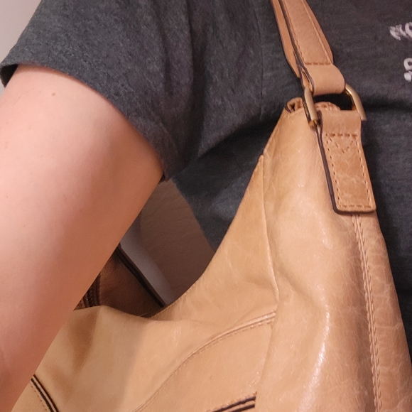 Botkier Trigger leather in Camel - Picture 8 of 8